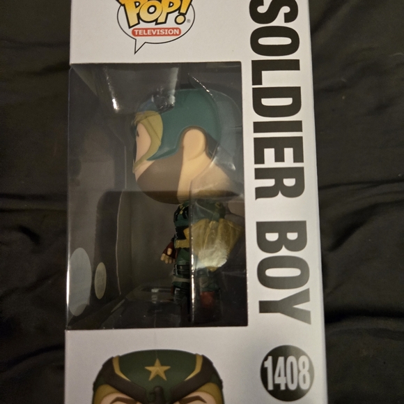 Funko Pop! The Boys Soldier Boy Figure - Green and Red - Picture 2 of 8